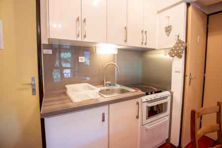 Holiday in mountain resort 2 room apartment 4 people (CA13FC) - Résidence les Campanules - La Norma - Kitchenette