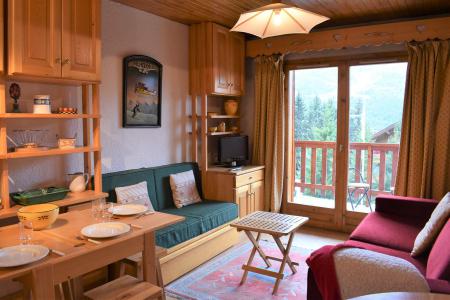 Holiday in mountain resort 2 room apartment 4 people (E7) - Résidence les Carlines - Méribel - Living room