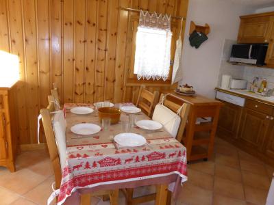 Vacaciones en montaña Apartamento 2 piezas cabina para 6 personas (824) - Résidence Les Carlines - Les Contamines-Montjoie - Estancia