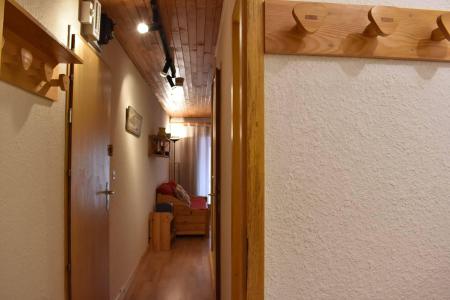 Vacaciones en montaña Apartamento 2 piezas para 3 personas (E13) - Résidence les Carlines - Méribel - Entrada