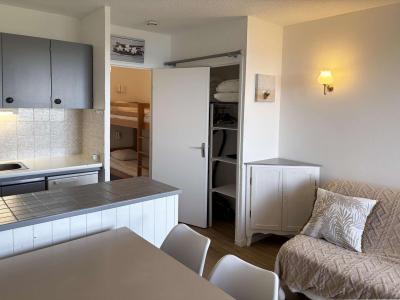 Urlaub in den Bergen Studio Schlafnische 4 Personen (27) - Résidence les Carlines - Les Orres - Wohnzimmer