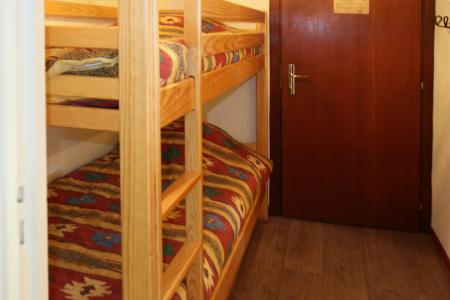 Holiday in mountain resort 2 room apartment sleeping corner 6 people (055) - Résidence les Cembros - Les Orres - Cabin