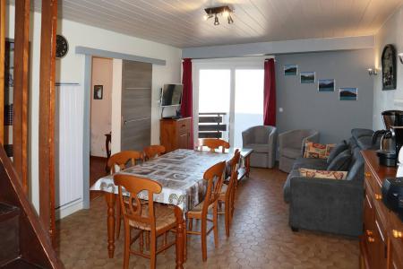 Vacaciones en montaña Apartamento dúplex 3 piezas 8 personas (040) - Résidence les Cembros - Les Orres - Estancia