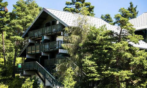 Ski verhuur Résidence les Chalets D'aurouze - Maeva Home - La Joue du Loup - Buiten zomer