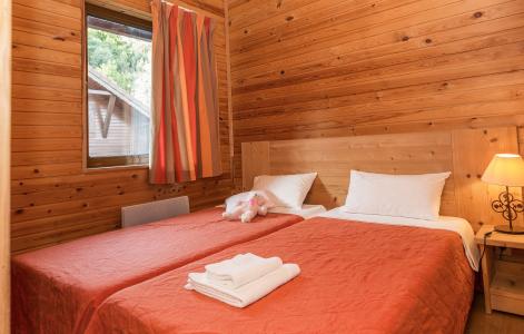 Holiday in mountain resort Résidence les Chalets d'Evian - Thollon les Mémises - Bedroom