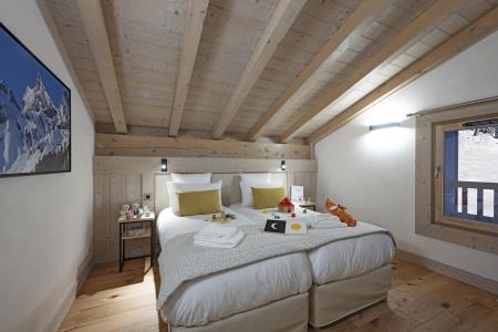 Holiday in mountain resort 4 room apartment 8 people - Résidence les Chalets de Joy - Le Grand Bornand - Bedroom under mansard