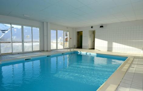 Holiday in mountain resort Résidence les Chalets de la Porte des Saisons - Saint Sorlin d'Arves - Swimming pool