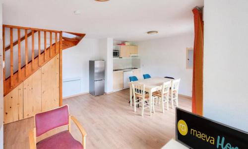 Vakantie in de bergen Appartement 3 kamers 6 personen (Confort 55m²-1) - Résidence les Chalets de Puy Saint Vincent - MH - Puy-Saint-Vincent - Buiten zomer