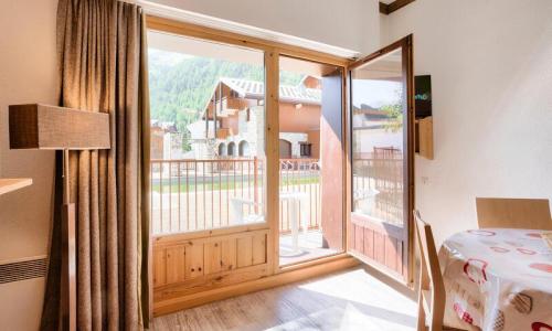 Location au ski Studio 3 personnes (Sélection 30m²) - Résidence les Chalets de Solaise - Maeva Home - Val d'Isère - Extérieur été