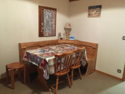 Wakacje w górach Apartament 2 pokojowy z antresolą 6 osób - Résidence les Chalets du Planay - Arêches-Beaufort - Pokój gościnny