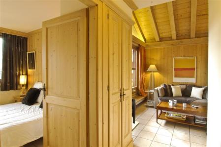 Holiday in mountain resort 3 room apartment 6 people (Volga) - Résidence les Chalets du Savoy - Chamonix - Living room