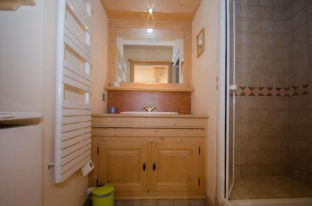 Holiday in mountain resort 2 room apartment 4 people (Samarachx) - Résidence les Chalets du Savoy - Kashmir - Chamonix - Shower room