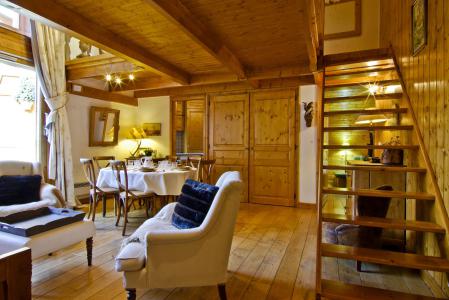 Vacances en montagne Appartement 5 pièces 6-8 personnes - Résidence les Chalets du Savoy - Orchidée - Chamonix - Extérieur été