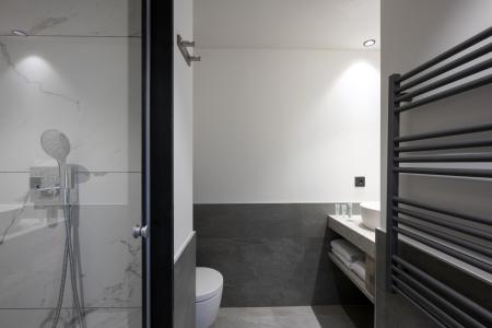 Vacances en montagne Appartement 4 pièces 8 personnes - Résidence Les Chalets Láska - Les Contamines-Montjoie - Salle de douche