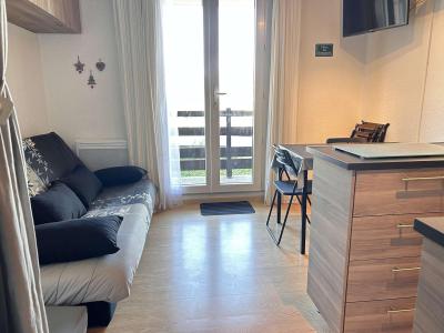 Vakantie in de bergen studio bergnis 2-4 personen (14) - Résidence les Chamois - Risoul - Woonkamer