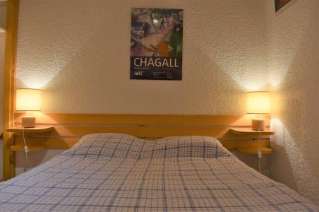 Urlaub in den Bergen 3-Zimmer-Appartment für 6 Personen (M1) - Résidence les Chandonnelles I - Méribel - Schlafzimmer