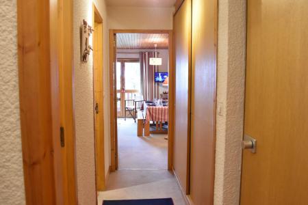 Vacances en montagne Appartement 2 pièces 4 personnes (P4) - Résidence les Chandonnelles II - Méribel - Couloir