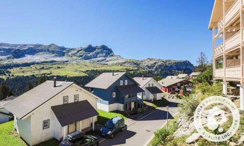 Vakantie in de bergen Appartement 3 kamers 10 personen (Budget 77m²) - Résidence les Châteaux de Crans - MH - Flaine - Buiten zomer