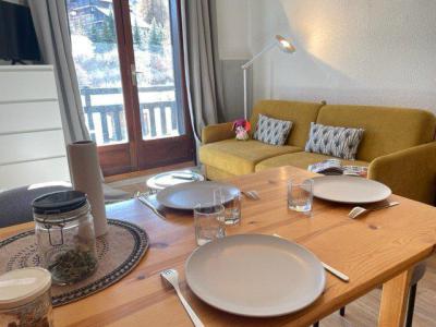 Vacaciones en montaña Apartamento cabina para 4 personas (112A2) - Résidence les Clarines A2 - Risoul - Estancia