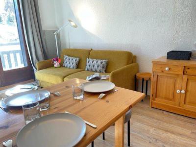 Vakantie in de bergen Studio cabine 4 personen (112A2) - Résidence les Clarines A2 - Risoul - Woonkamer