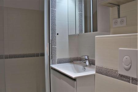 Vacances en montagne Studio mezzanine 6 personnes (125A2) - Résidence les Clarines A2 - Risoul - Salle de douche