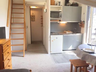 Vakantie in de bergen Studio mezzanine 4 personen (221B) - Résidence les Clarines B1 - Risoul - Keukenblok