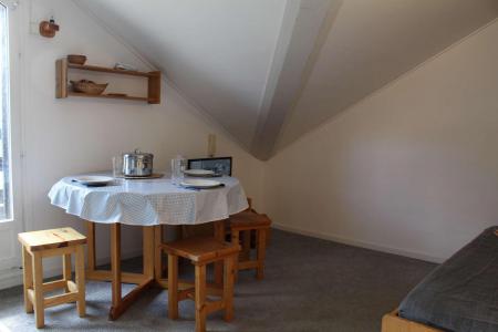 Vacances en montagne Studio mezzanine 4 personnes (221B) - Résidence les Clarines B1 - Risoul - Séjour