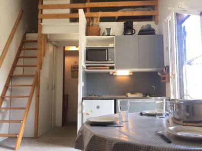 Vacances en montagne Studio mezzanine 4 personnes (221B) - Résidence les Clarines B1 - Risoul - Séjour