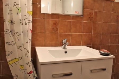 Vacaciones en montaña Apartamento cabina para 4 personas (38A) - Résidence les Clématites A - Risoul - Cuarto de ducha