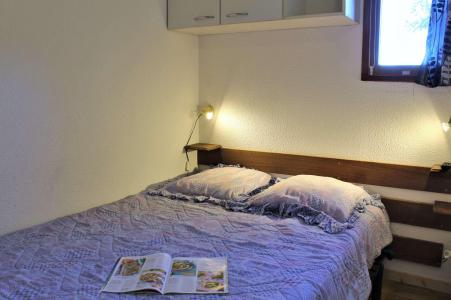 Vacaciones en montaña Apartamento cabina 2 piezas para 6 personas (411D) - Résidence les Clématites D - Risoul - Habitación