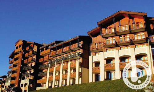 Holiday in mountain resort Résidence les Constellations - MH - La Plagne - Summer outside