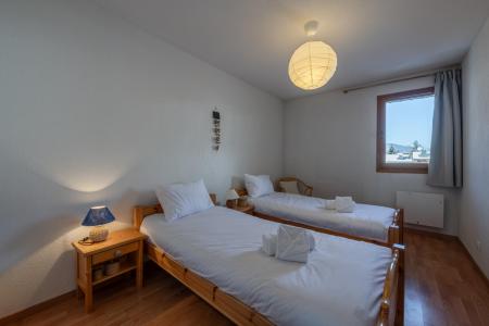 Holiday in mountain resort 4 room duplex apartment 7 people (2) - Résidence les Cordettes - Morzine - Bedroom