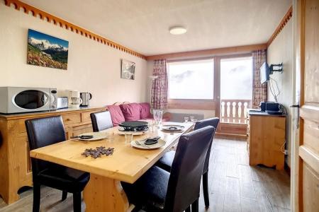 Urlaub in den Bergen 2-Zimmer-Holzhütte für 6 Personen (302) - Résidence les Côtes d'Or - Les Menuires - Wohnzimmer