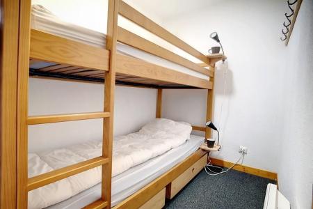 Vakantie in de bergen Appartement 2 kabine kamers 6 personen (302) - Résidence les Côtes d'Or - Les Menuires - Kamer