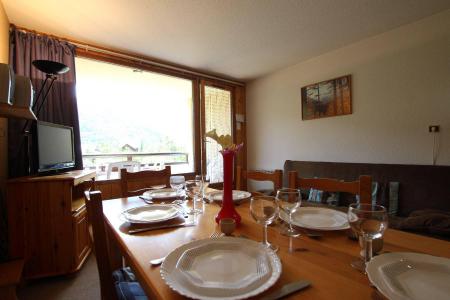 Holiday in mountain resort 2 room apartment 6 people (05G) - Résidence les Cytises - Pelvoux - Living room