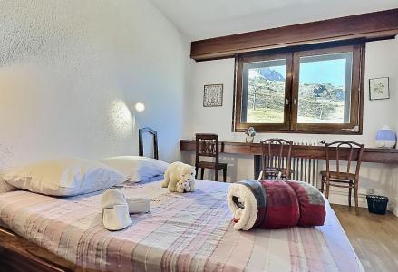 Holiday in mountain resort 2 room apartment sleeping corner 6 people - Résidence les Ducs de Savoie - Tignes - Bedroom