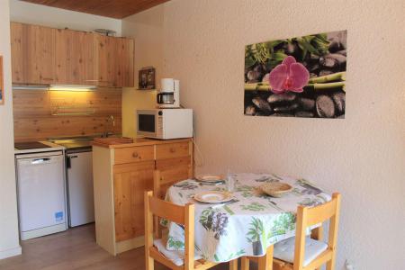 Vacanze in montagna Studio per 2 persone (131) - Résidence les Ecrins 4 - Vars - Soggiorno