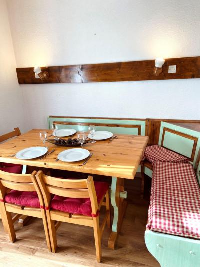 Urlaub in den Bergen Studio Schlafnische 4 Personen (ECR5E1) - Résidence les Ecrins 5 - Les 2 Alpes - Wohnzimmer