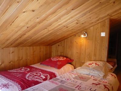 Holiday in mountain resort 3 room apartment 5 people - Résidence les Edelweiss - Champagny-en-Vanoise - Bedroom