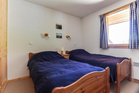 Urlaub in den Bergen 4 Zimmer Maisonettewohnung für 8 Personen (10) - Résidence les Epilobes - Peisey-Vallandry - Schlafzimmer