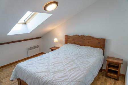 Vakantie in de bergen Appartement duplex 4 kamers 10 personen (1220) - Résidence les Erines - Les Orres - Kamer