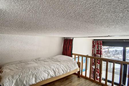 Holiday in mountain resort 2 room duplex apartment 6 people (601) - Résidence les Evons - Les Menuires - Bedroom