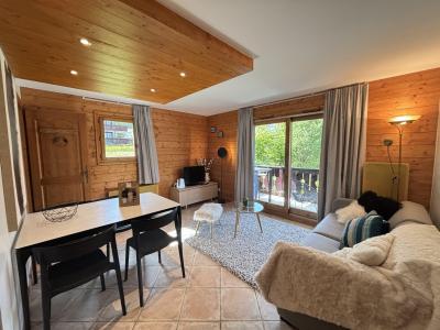 Vacances en montagne Appartement 3 pièces 4 personnes (3) - Résidence Les Fermes de Méribel E - Méribel - Séjour