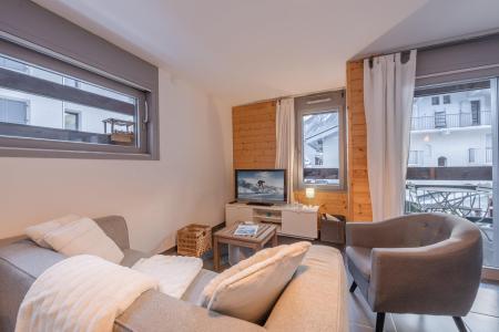 Holiday in mountain resort 3 room apartment 4 people (1) - Résidence Les Fermes de Montenvers 2 - Chamonix - Living room