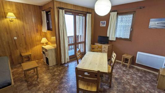 Holiday in mountain resort 2 room apartment 4 people (127) - Résidence Les Fleurs - Aussois - Living room
