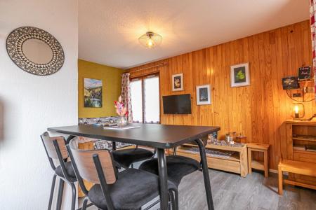 Urlaub in den Bergen 2-Zimmer-Appartment für 4 Personen (71) - Résidence Les Fleurs - Aussois - Wohnzimmer