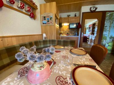 Urlaub in den Bergen Studio Schlafnische 4 Personen (450-03) - Résidence les Flocons - Le Grand Bornand - Wohnzimmer