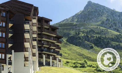 Urlaub in den Bergen Résidence les Gémeaux -MH - La Plagne - Draußen im Sommer