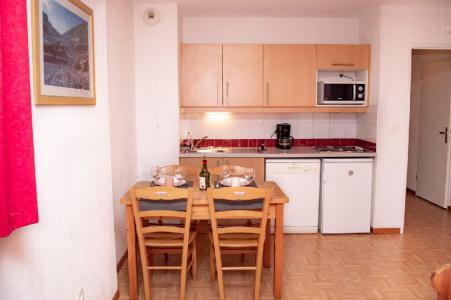 Holiday in mountain resort 2 room apartment 4 people (D120104) - Résidence les Gentianes - Puy-Saint-Vincent - Accommodation