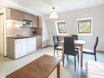 Holiday in mountain resort 2 room apartment 4 people (Velux only) - Résidence les Gentianes - Gresse en Vercors - Dining area